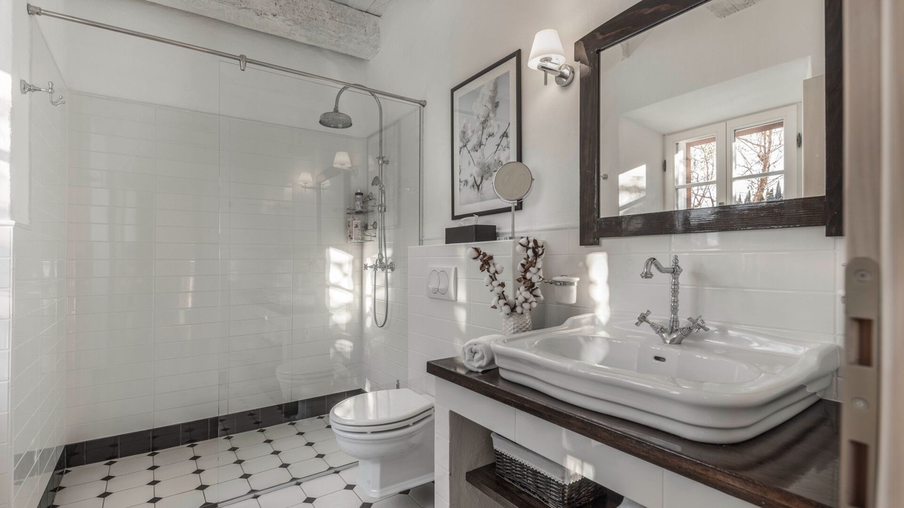 Photo of Bathroom in Molunat