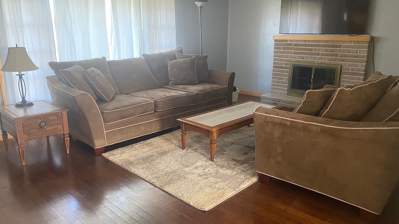 Photo of Livingroom in Canton