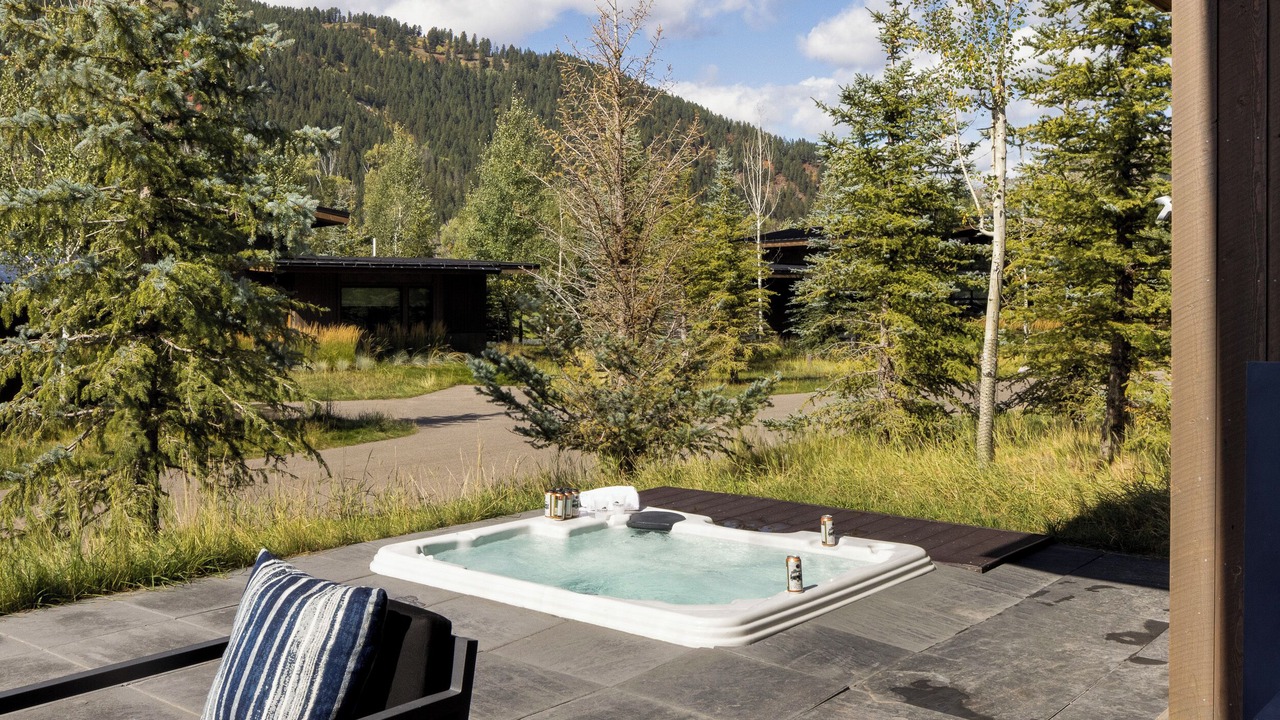 Photo of Others in Hoback Junction