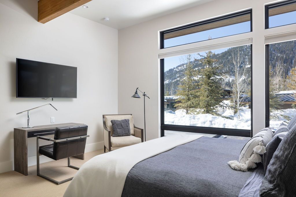 Photo of Others in Hoback Junction