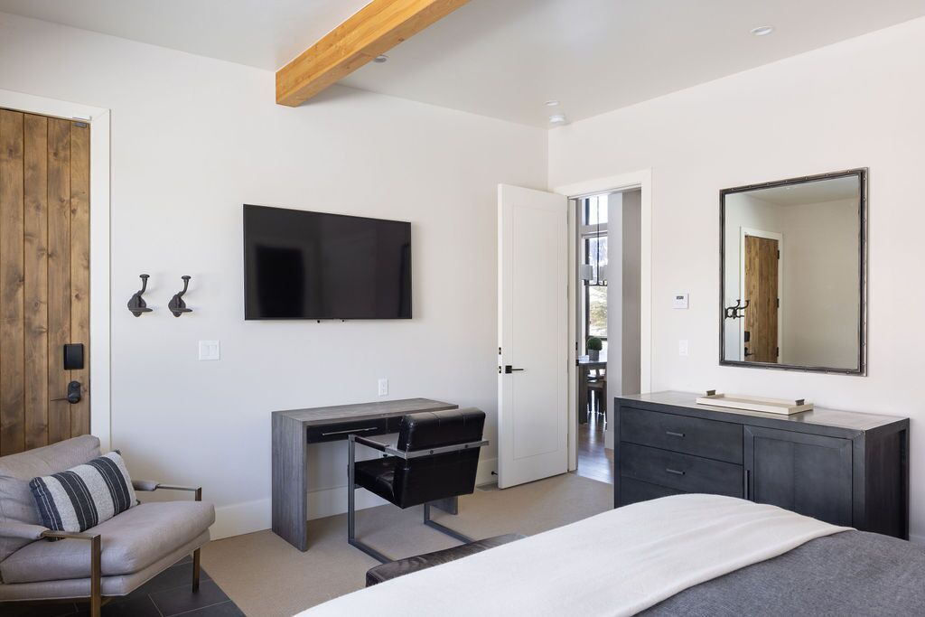 Photo of Others in Hoback Junction