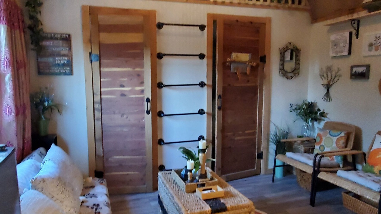 Photo of Livingroom in Mead