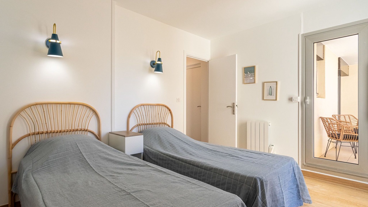 Photo of Others in La Faviere