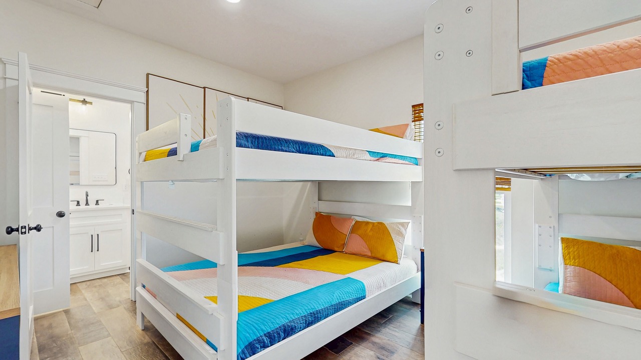 Photo of Bedroom in Dauphin Island