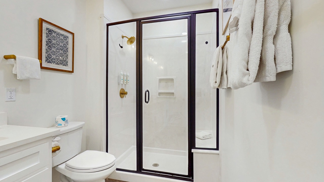 Photo of Bathroom in Dauphin Island