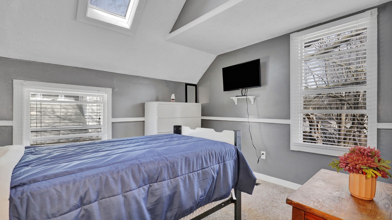 Photo of Bedroom in Downtown