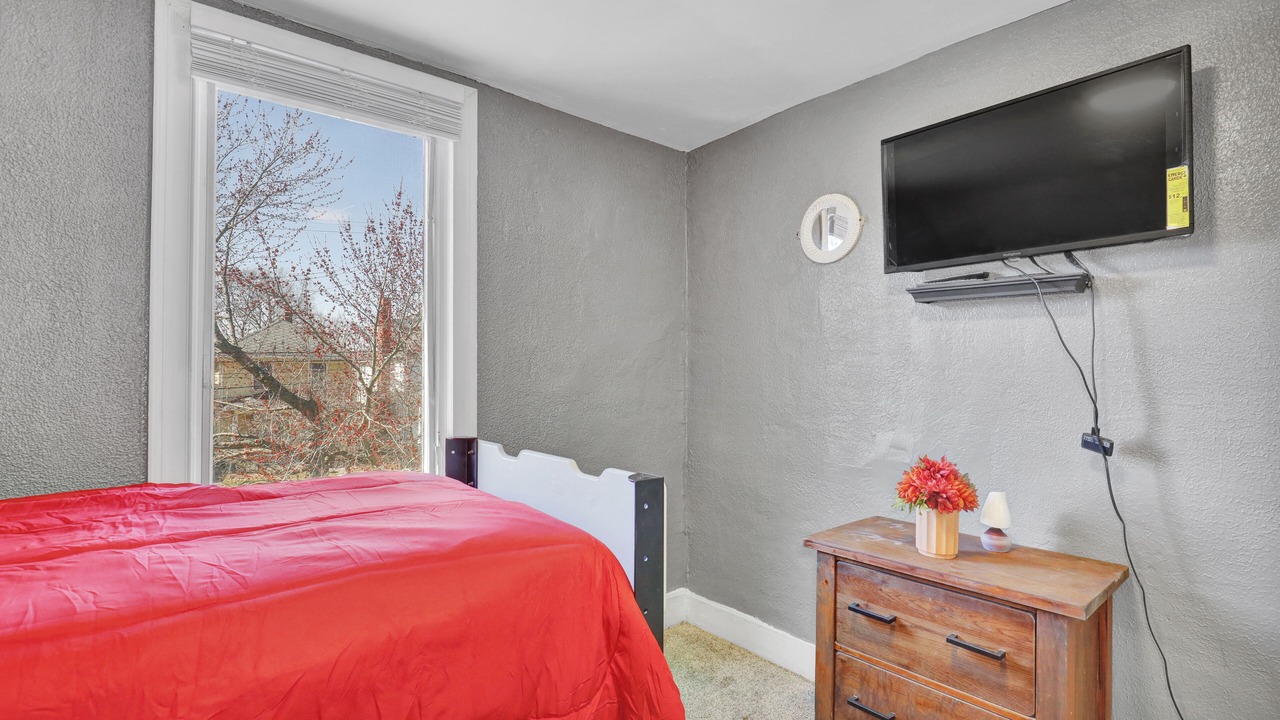 Photo of Bedroom in Downtown