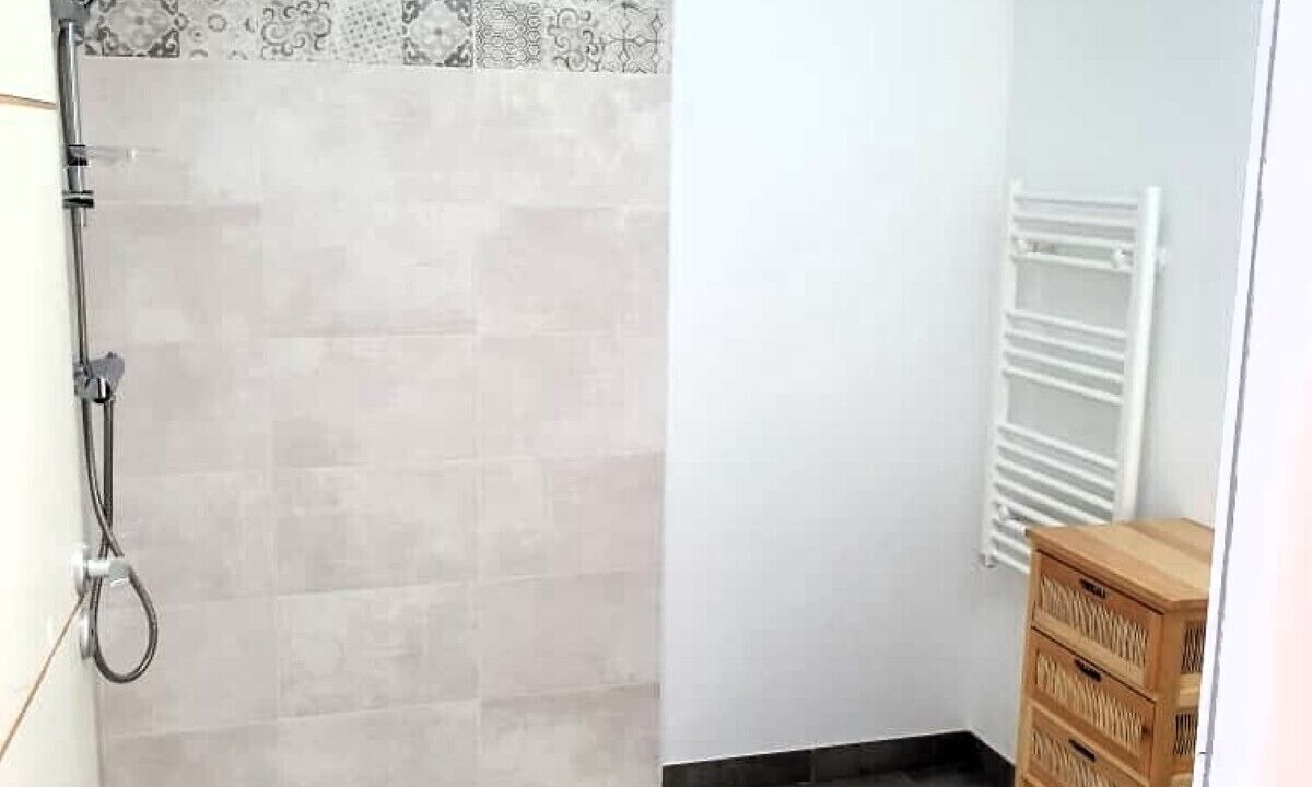 Photo of Bathroom in Saint-Vincent-sur-Jard