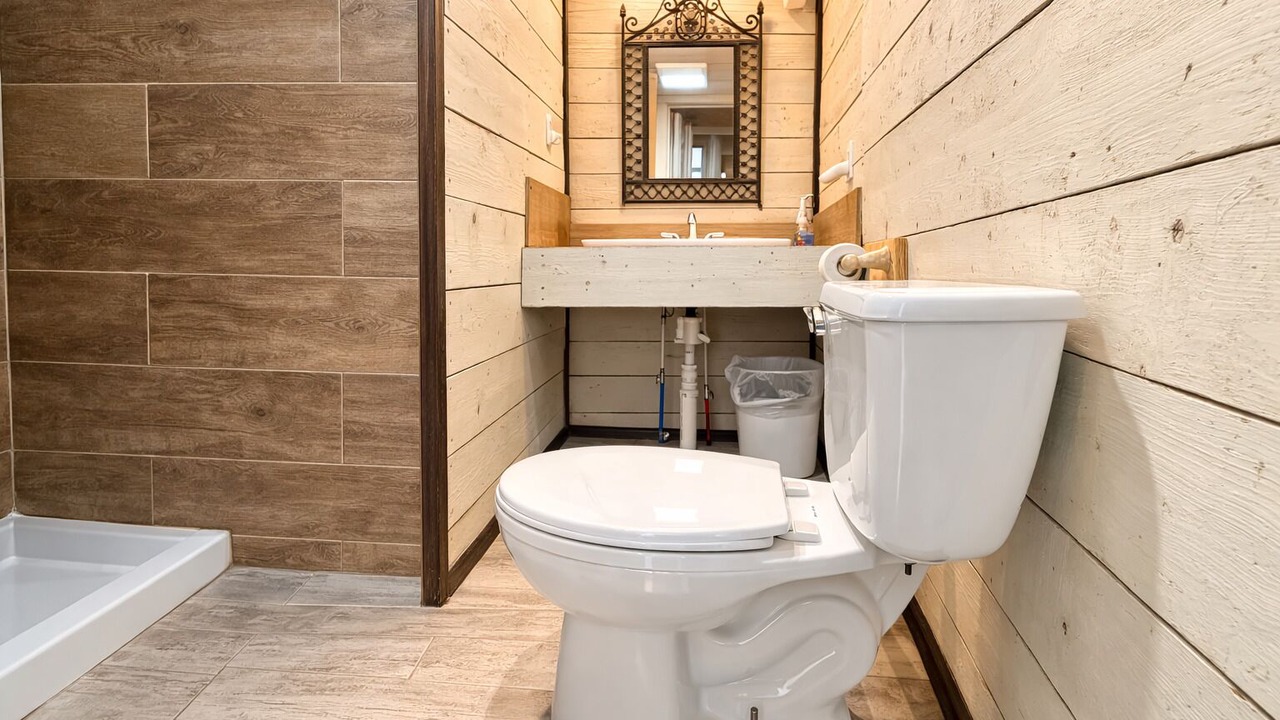 Photo of Bathroom in Tracy City