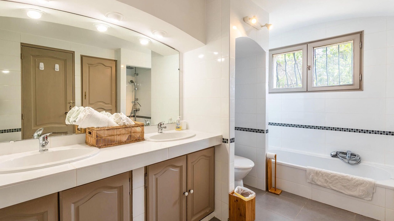 Photo of Bathroom in Les Adrets-de-l'Esterel