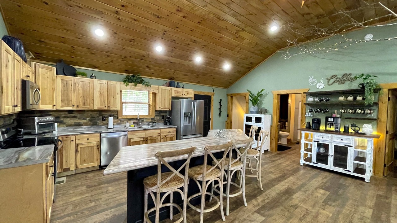 Photo of Kitchen in La Follette