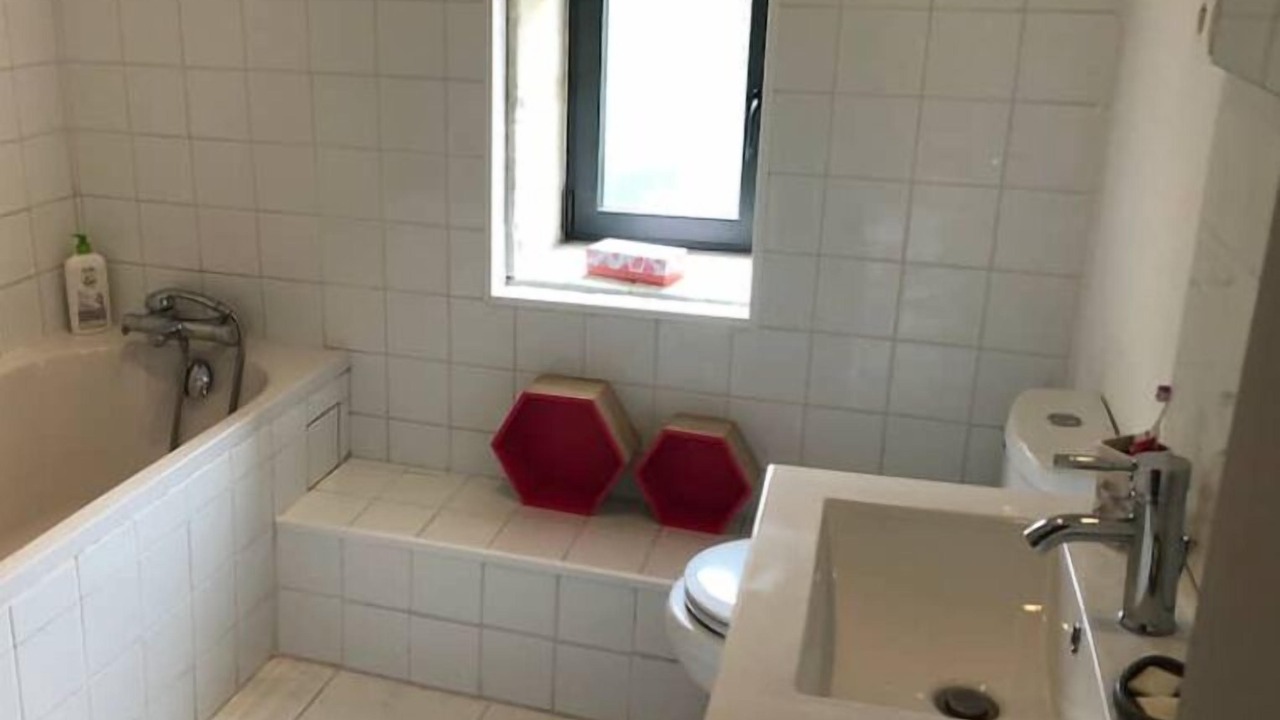 Photo of Bathroom in Jonquieres-Saint-Vincent