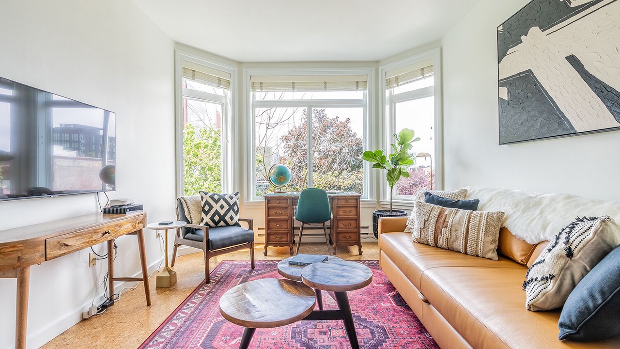 Photo of Livingroom in Belltown