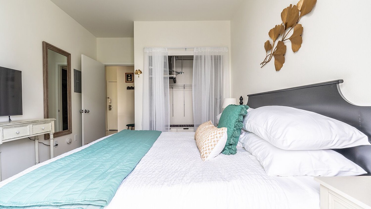 Photo of Bedroom in Belltown