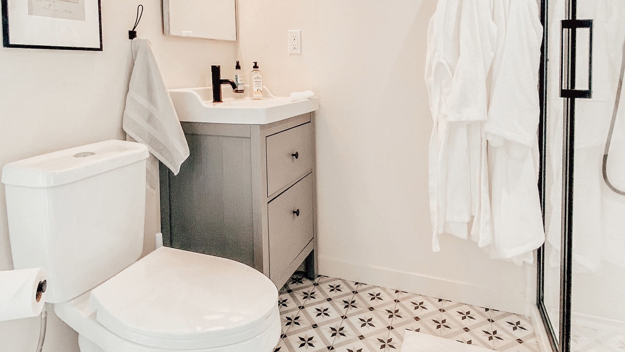 Photo of Bathroom in Dublin Shore