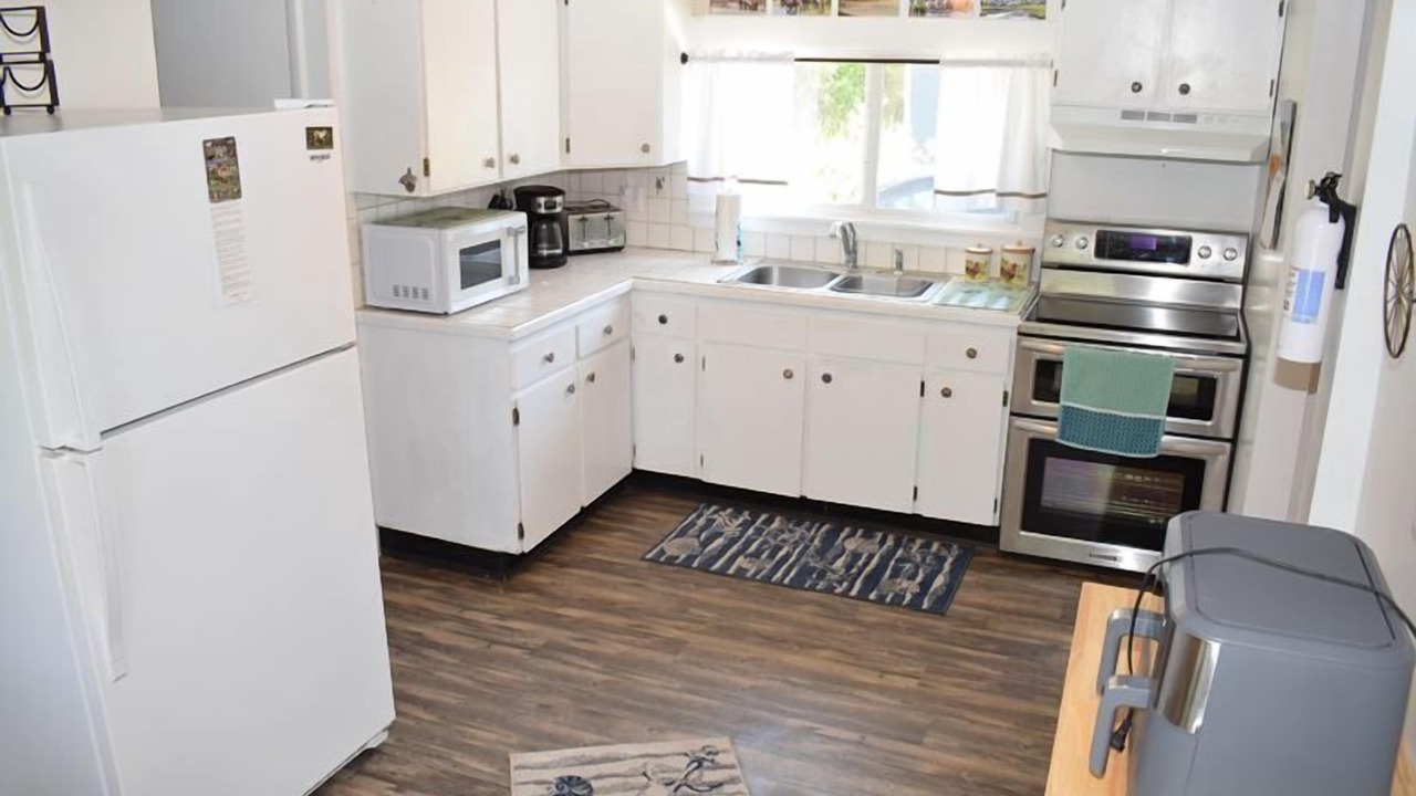 Photo of Kitchen in Deep Hole