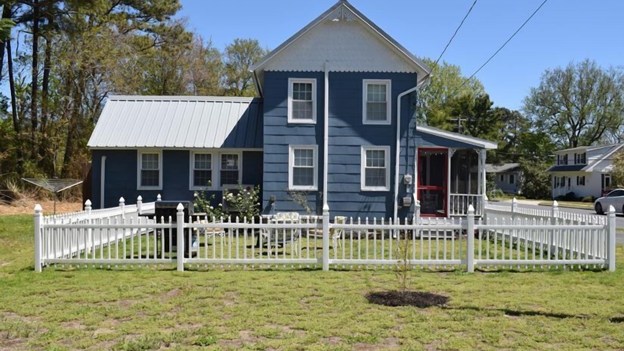 Photo of Outdoor in Deep Hole