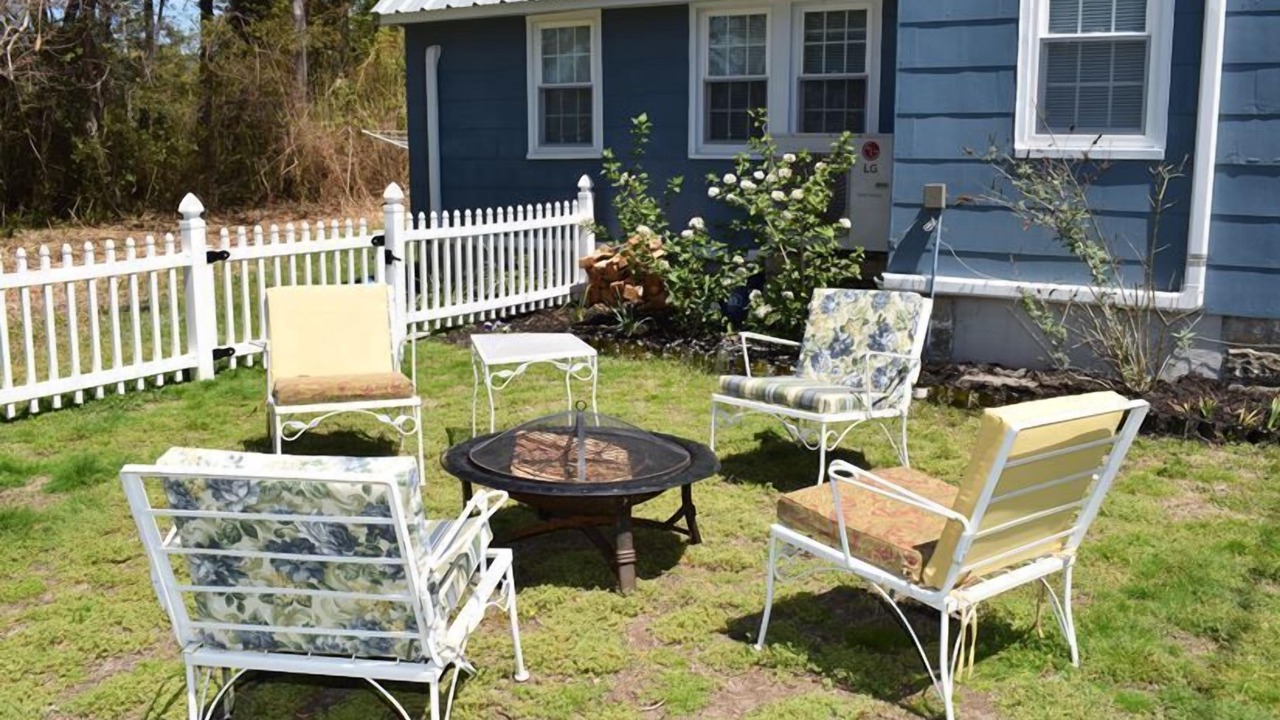 Photo of Patio Balcony in Deep Hole