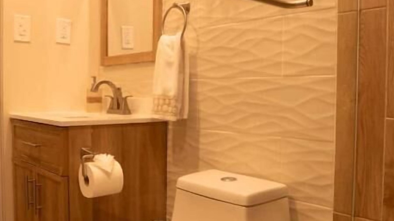 Photo of Bathroom in Urbana