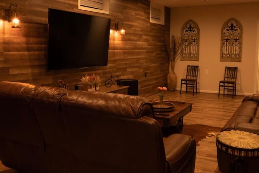 Photo of Livingroom in Urbana