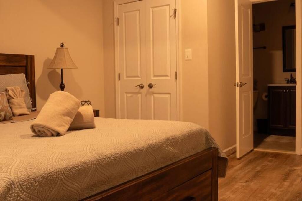 Photo of Bedroom in Urbana