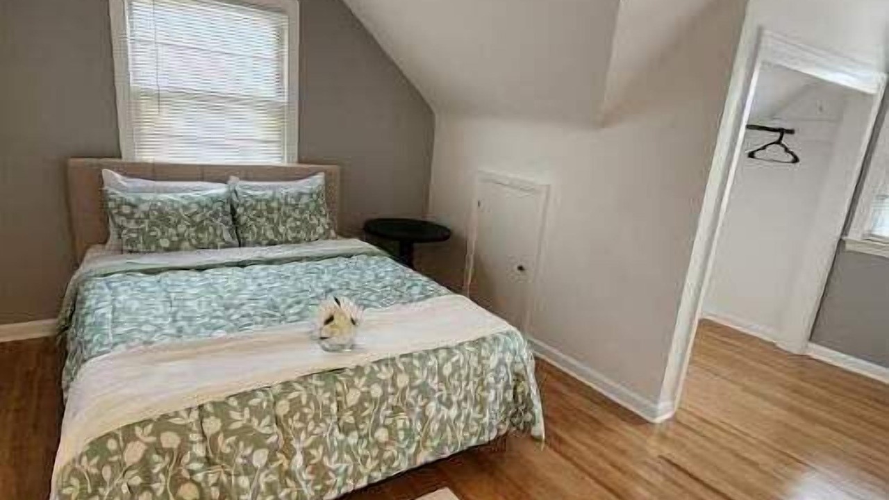 Photo of Bedroom in Lackawanna