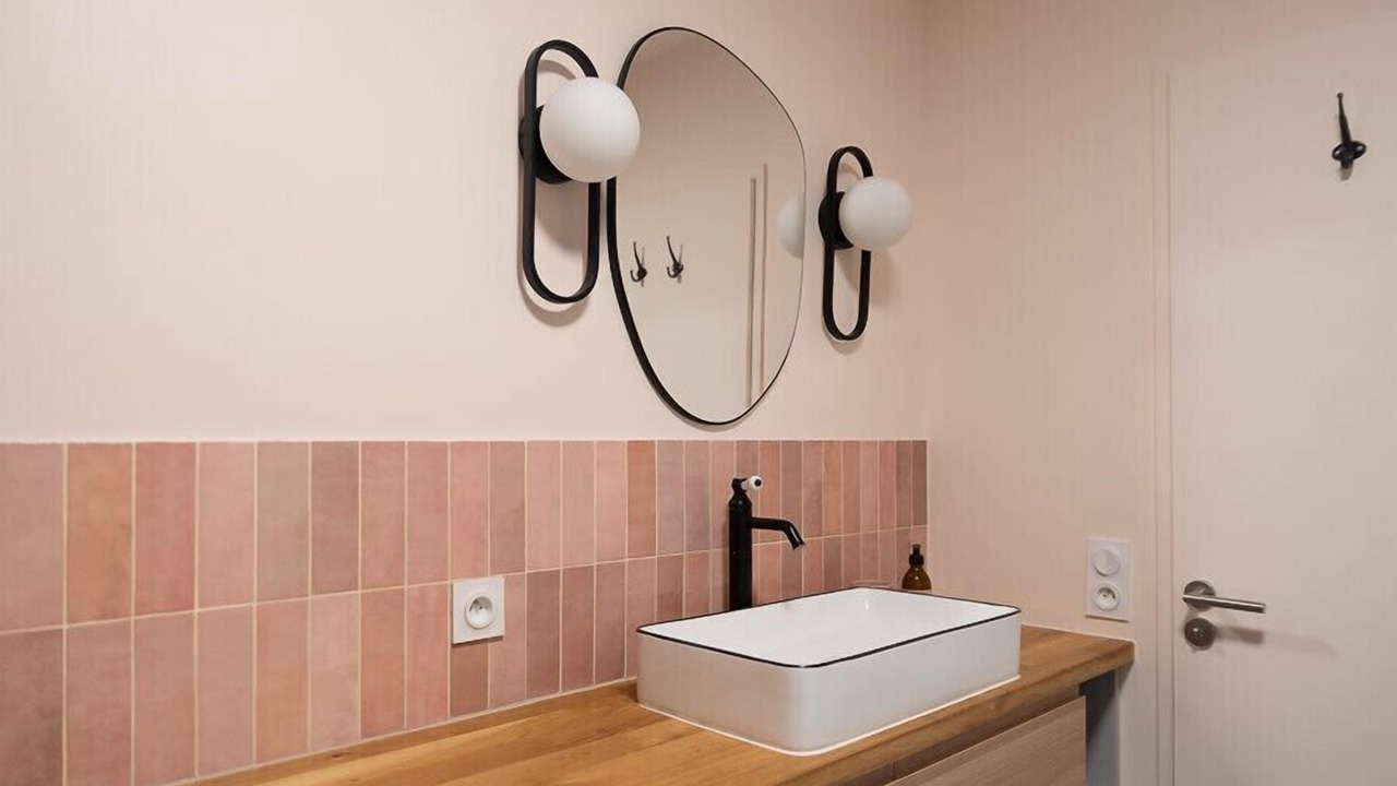 Photo of Bathroom in Saint-Ouen