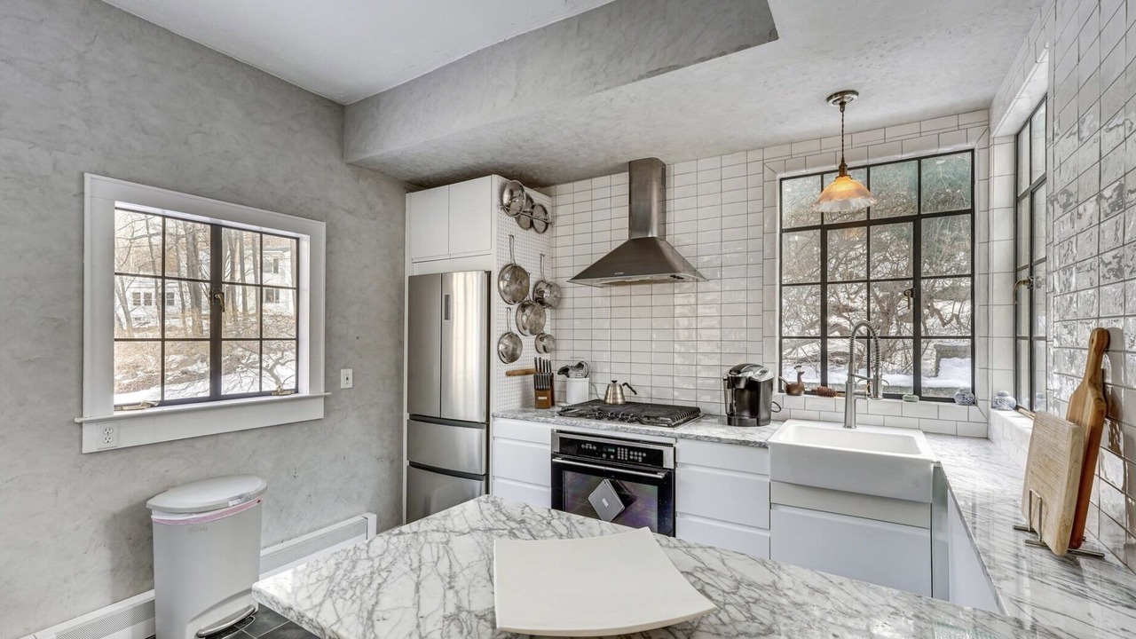 Photo of Kitchen in Garrison