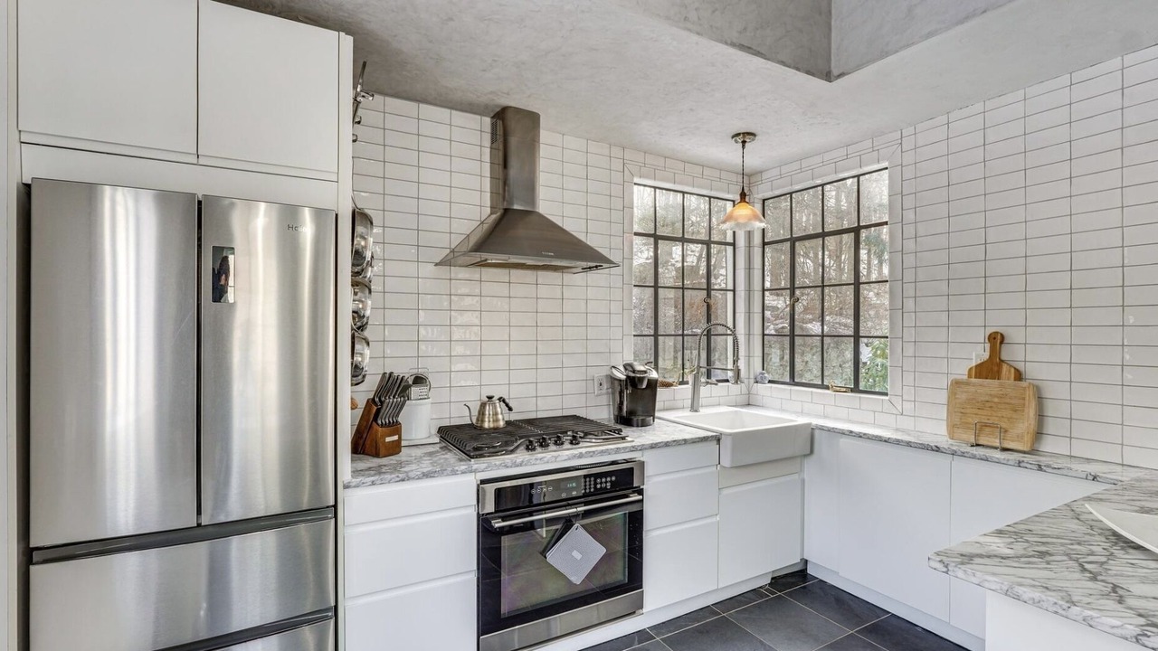 Photo of Kitchen in Garrison