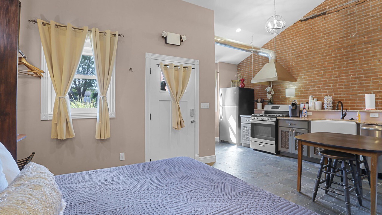 Photo of Bedroom in Washington