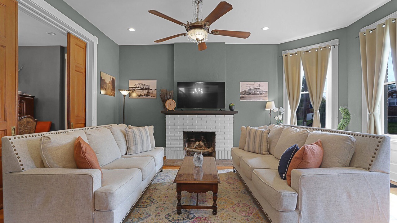 Photo of Livingroom in Washington