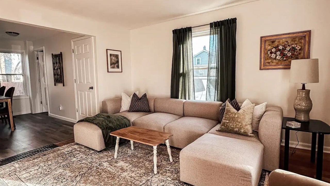 Photo of Livingroom in North Syracuse