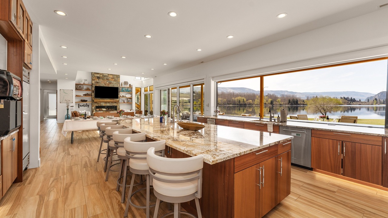 Photo of Others in Ardenvoir