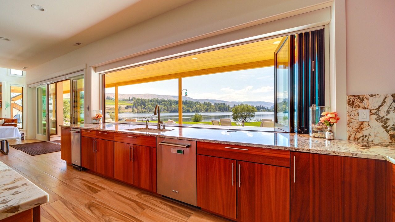 Photo of Others in Ardenvoir