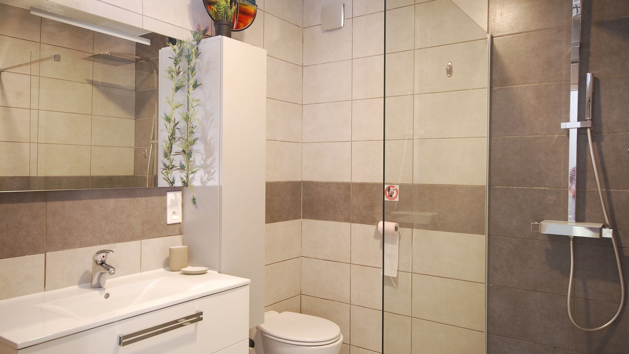 Photo of Bathroom in Cuxac-dʼAude