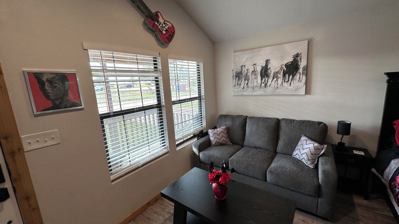 Photo of Livingroom in Johnson City
