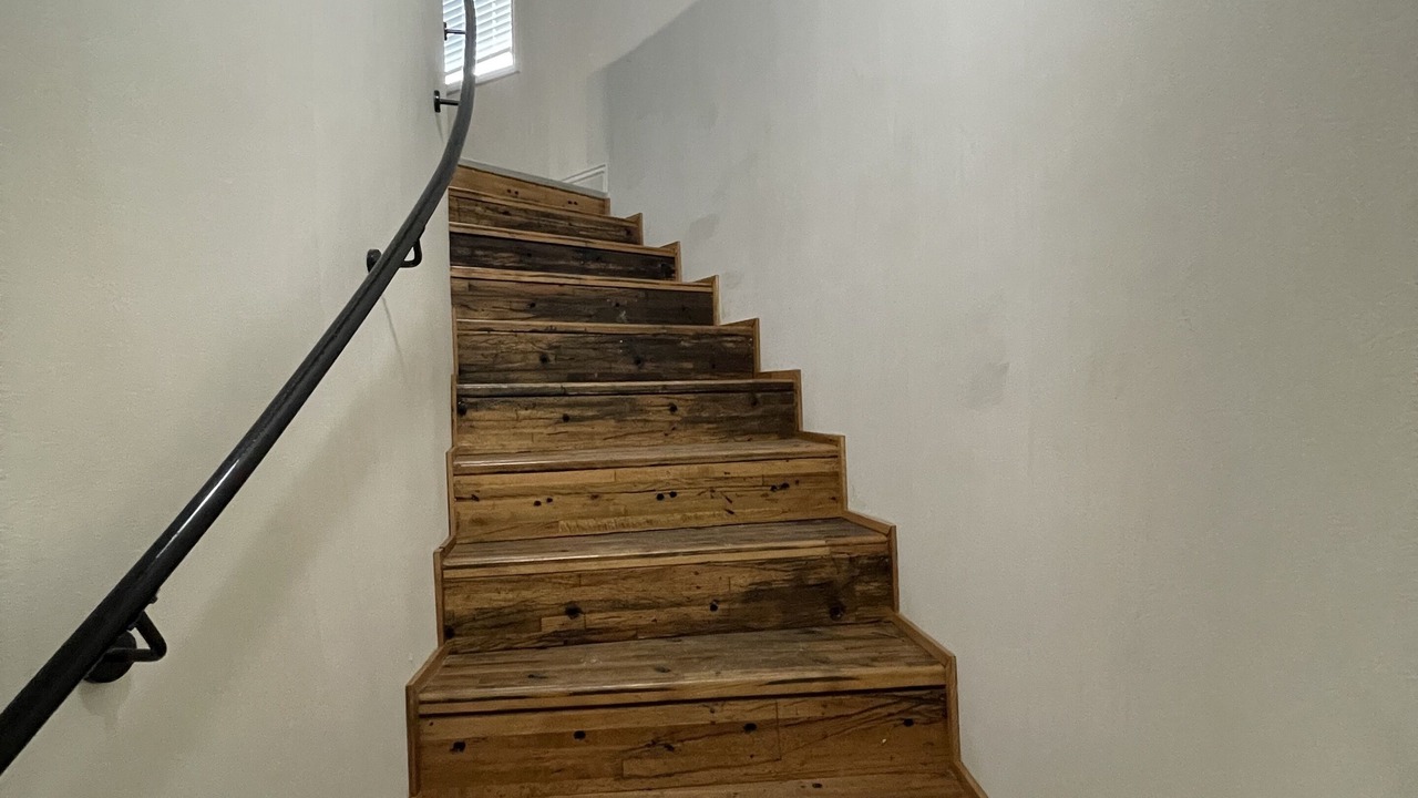 Photo of Others in Gregory