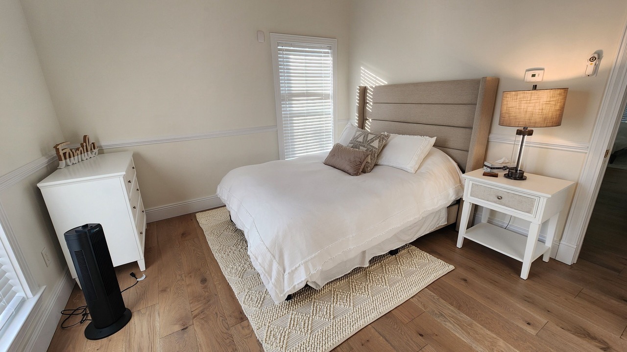 Photo of Bedroom in Prospect Bay