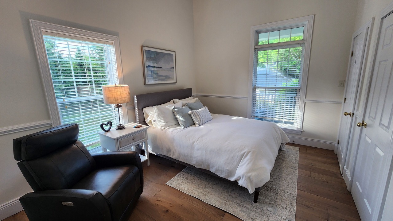 Photo of Bedroom in Prospect Bay