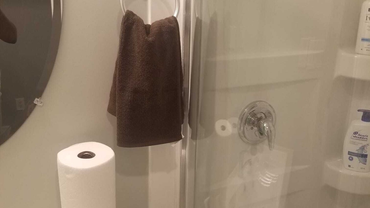 Photo of Bathroom in East Kildonan