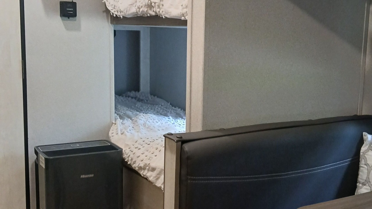 Photo of Bedroom in Villa Ridge