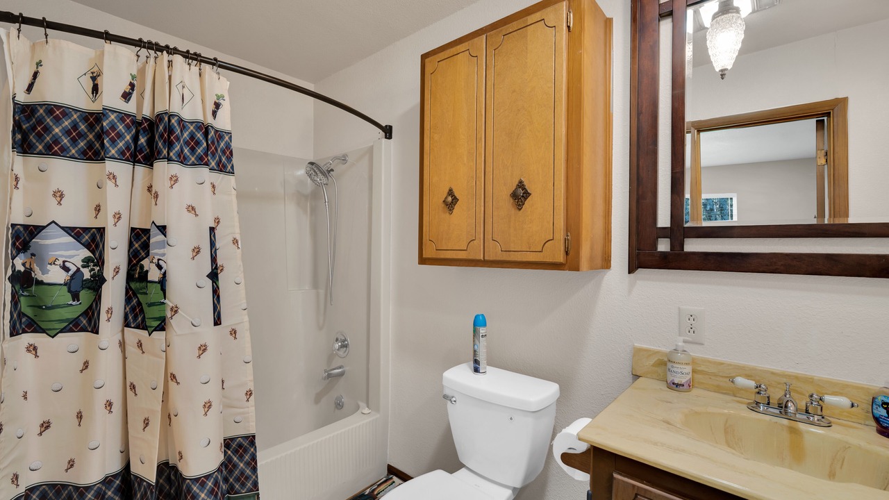 Photo of Bathroom in Irene