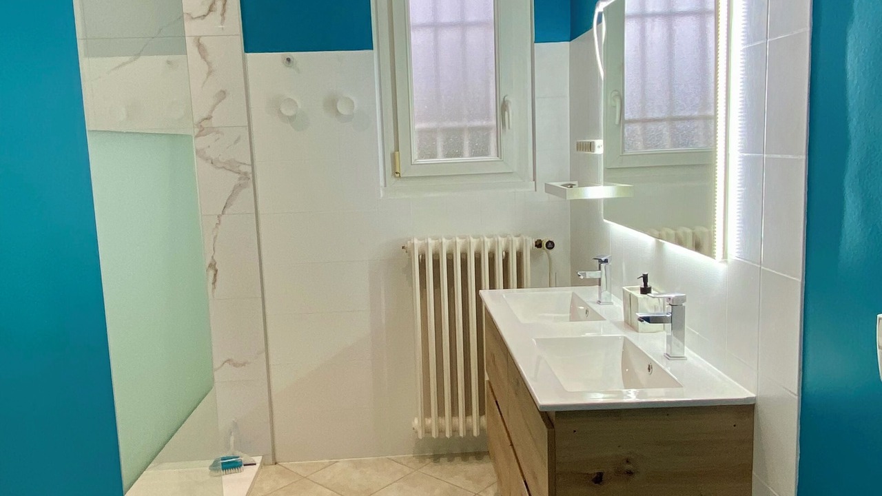 Photo of Bathroom in Avrille