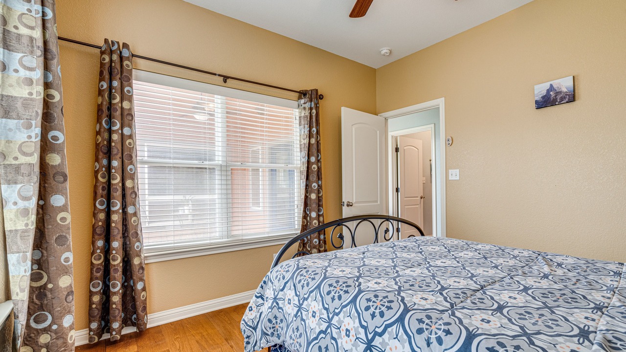 Photo of Bedroom in Highland Lake Estates