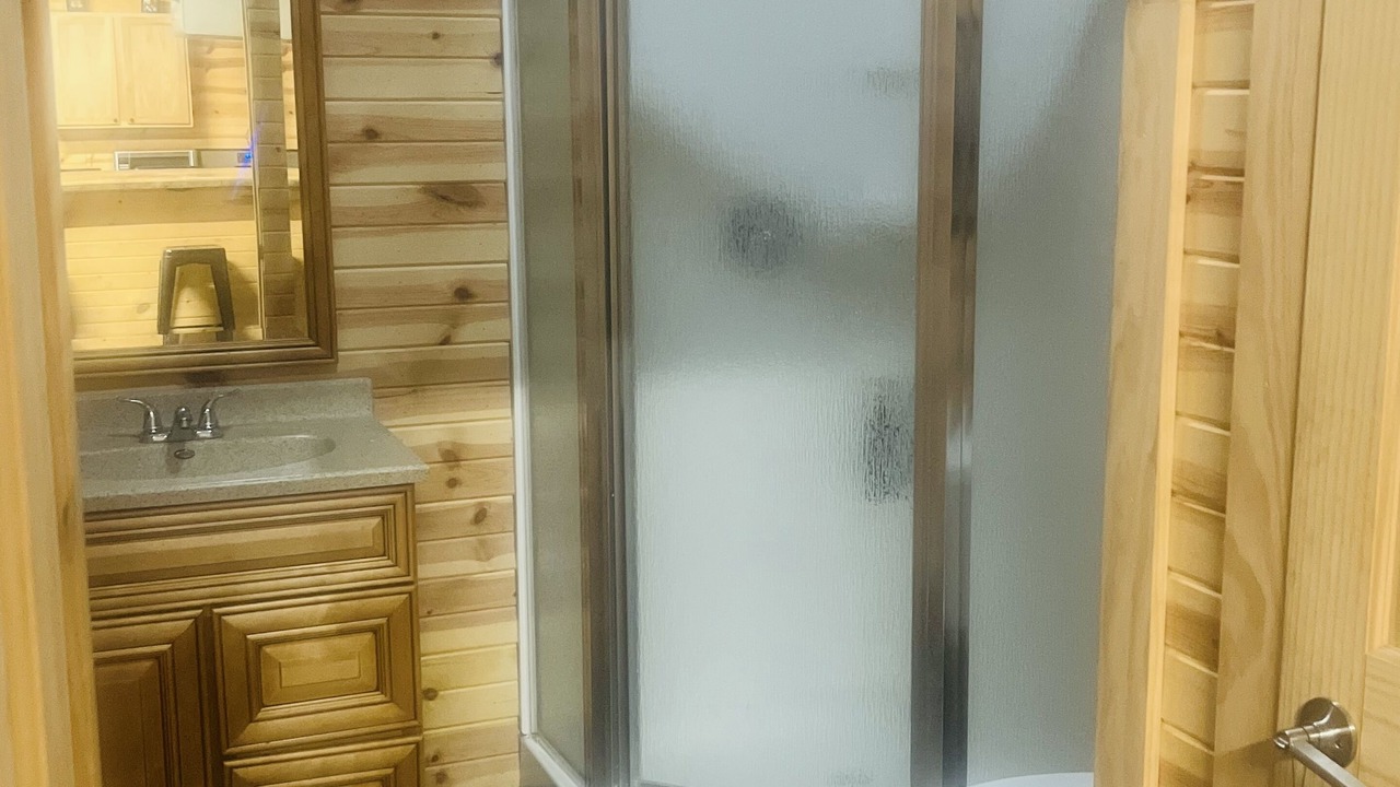 Photo of Bathroom in Milroy