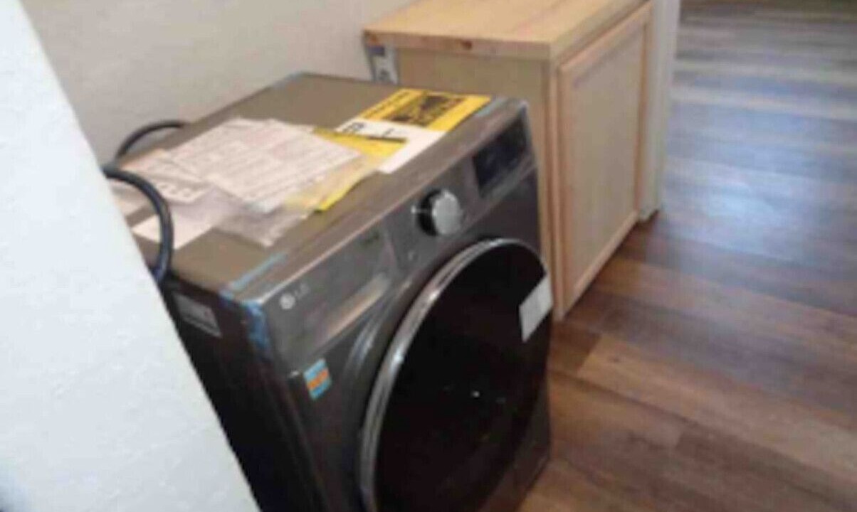 Photo of Others in Victor