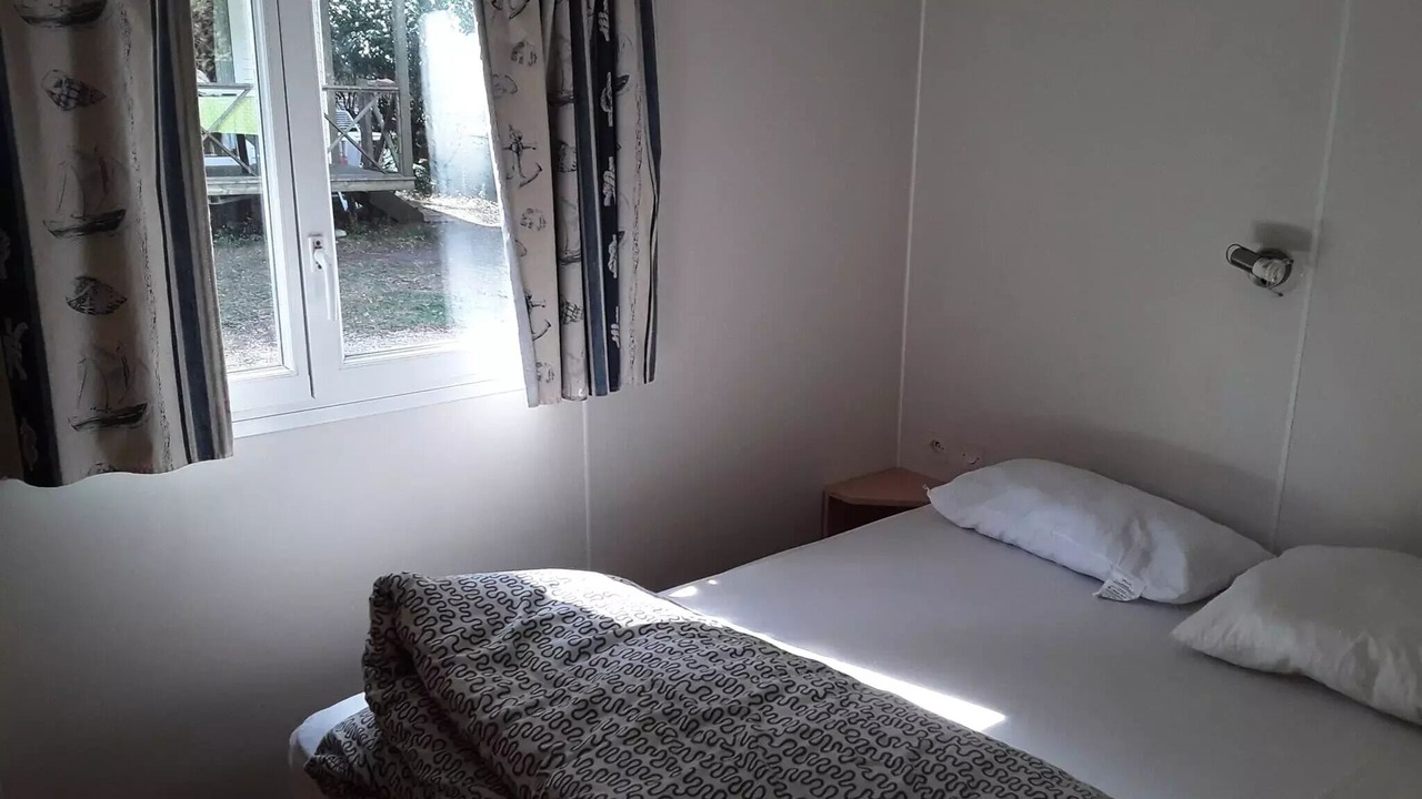 Photo of Bedroom in Saint-Jean-de-Valeriscle
