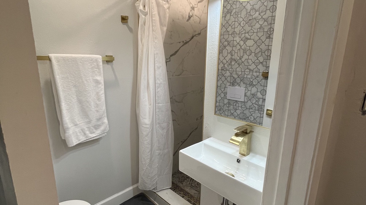 Photo of Bathroom in Parker Lane