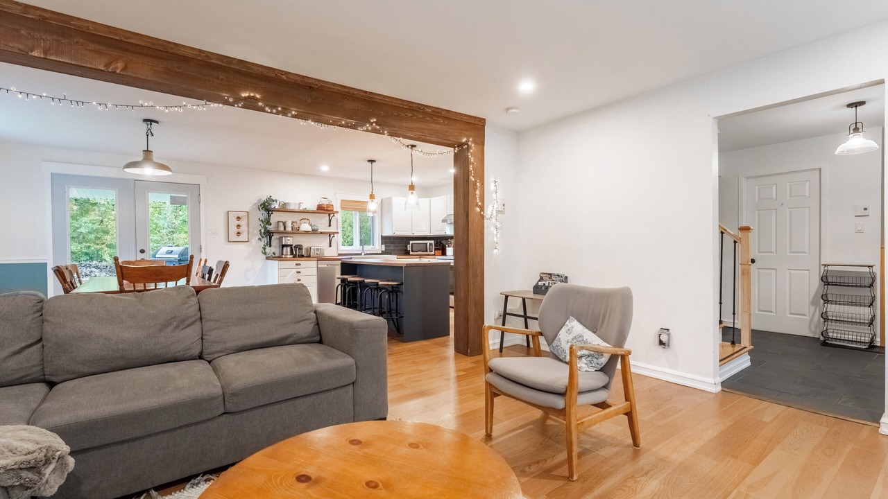 Photo of Livingroom in Saint-Emile-de-Suffolk