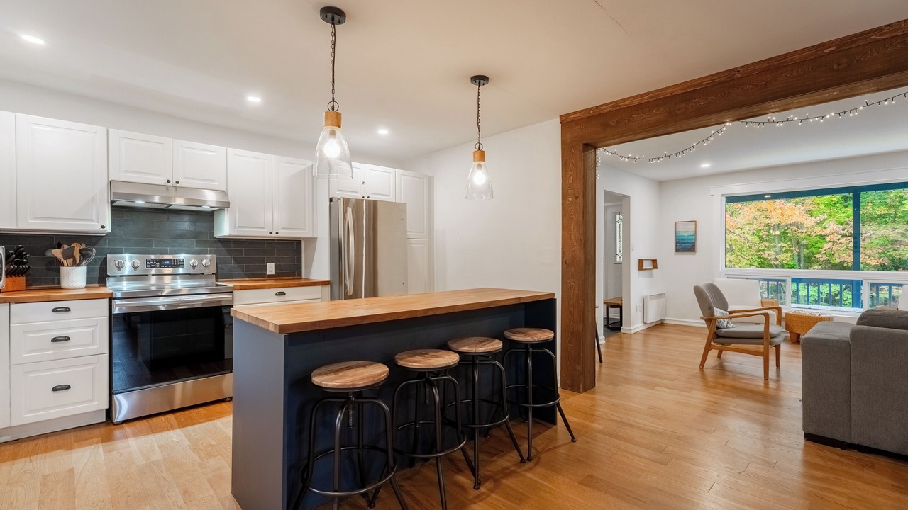 Photo of Kitchen in Saint-Emile-de-Suffolk